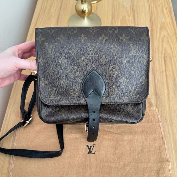 ✅AUTHENTIC✅LOUIS VUITTON CARTOUCHIERE MM - Picture 6 of 17